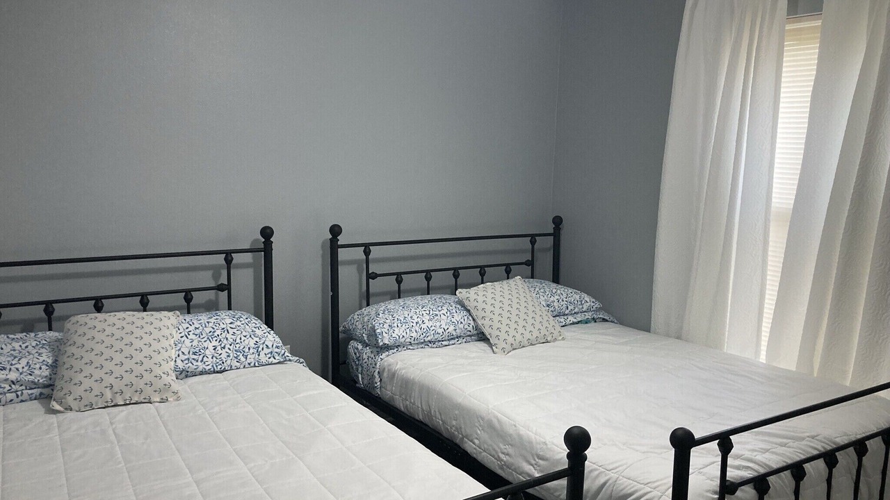 Photo of Bedroom in Bayou Oaks