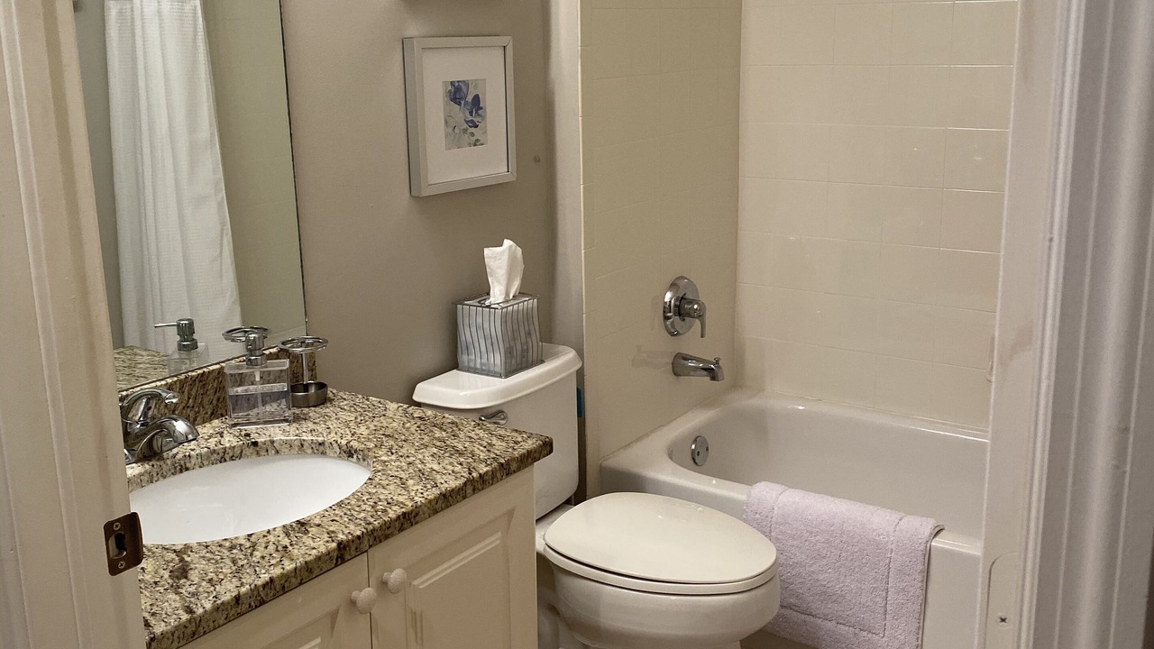 Photo of Bathroom in Naples