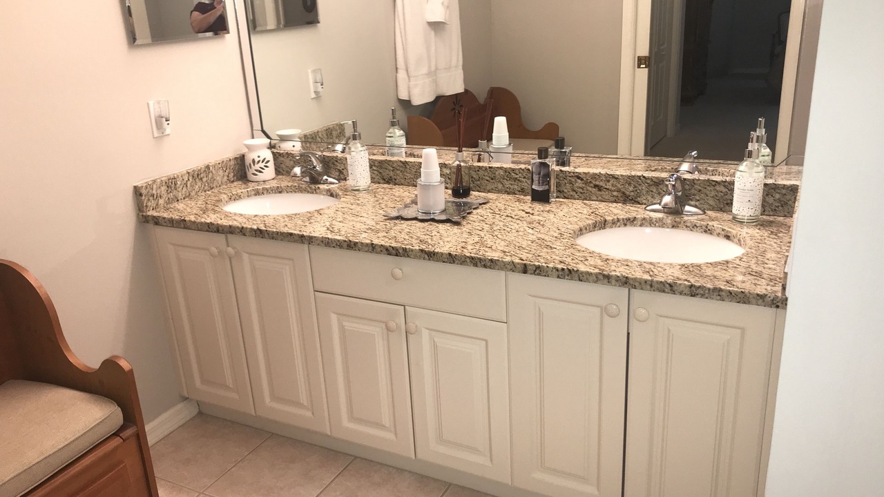 Photo of Bathroom in Naples