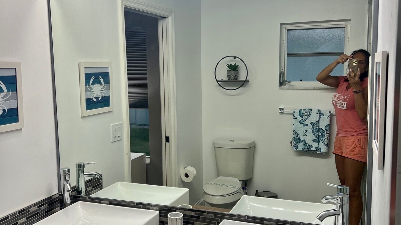 Photo of Bathroom in Pelican