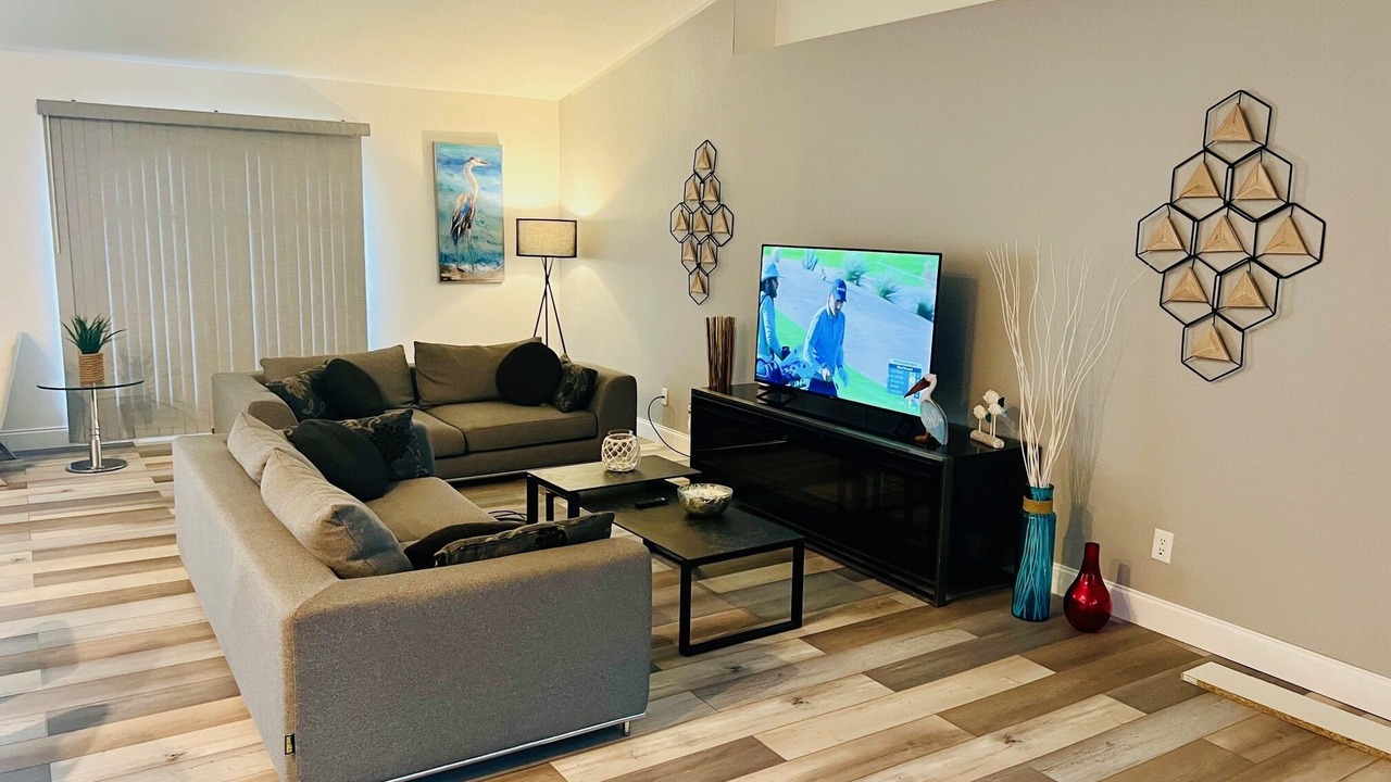 Photo of Livingroom in Pelican