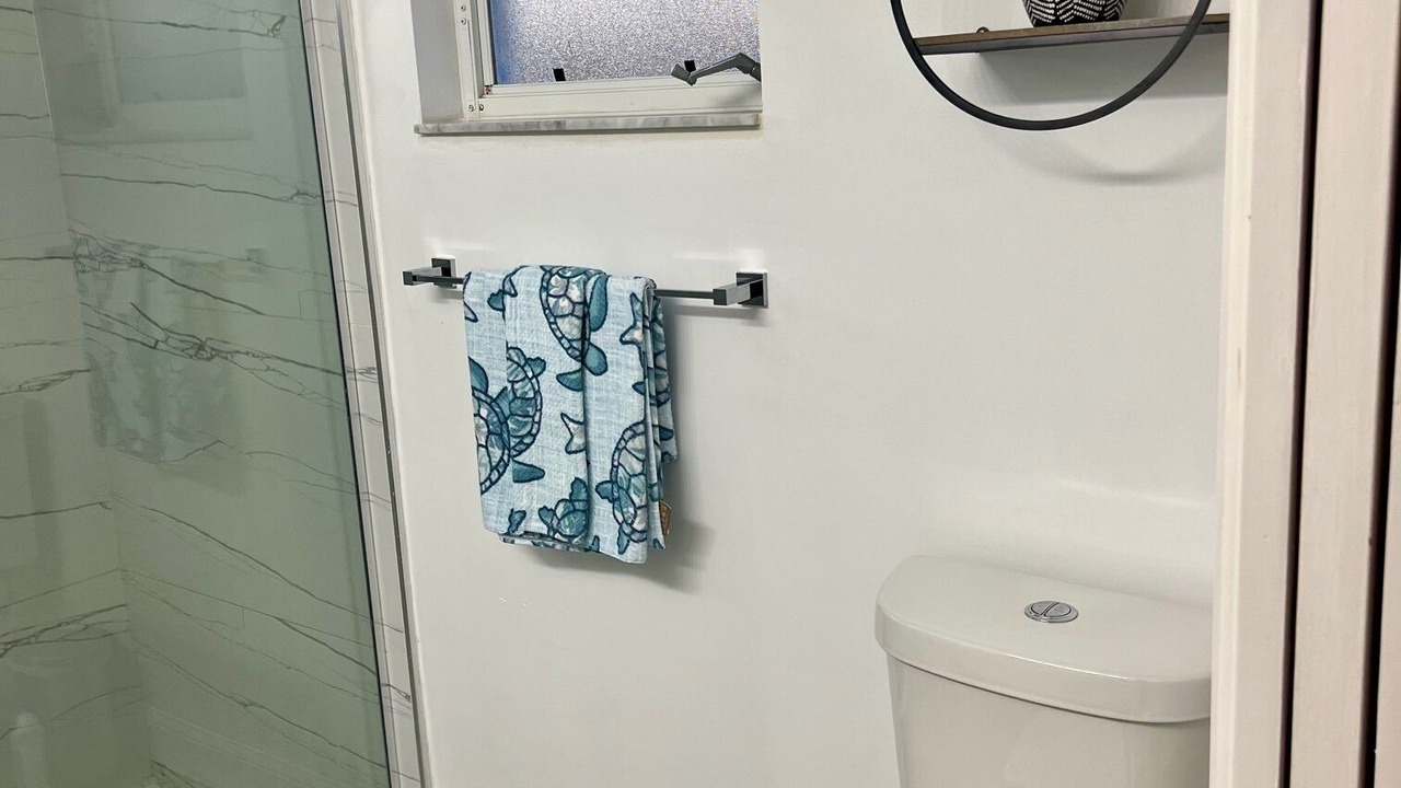 Photo of Bathroom in Pelican