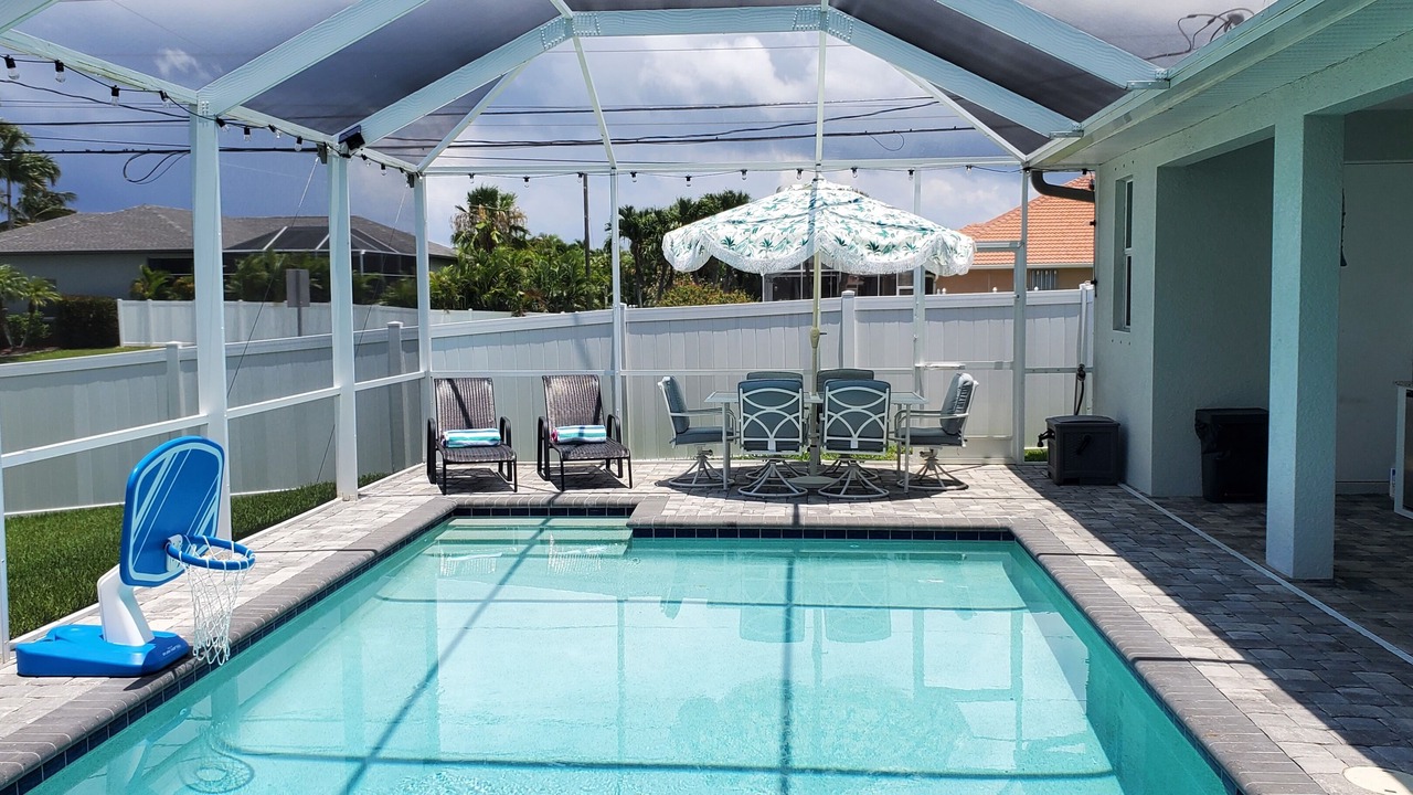 Photo of Outdoor in Pelican
