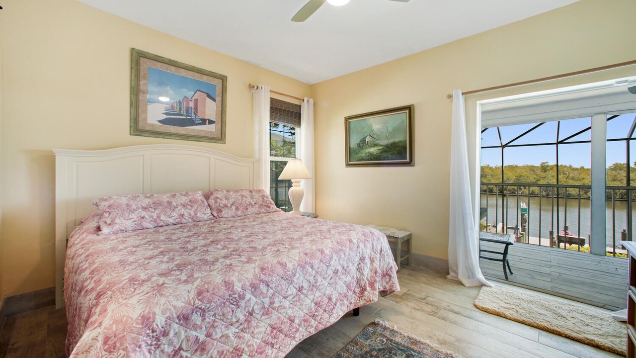 Photo of Bedroom in Bonita Springs