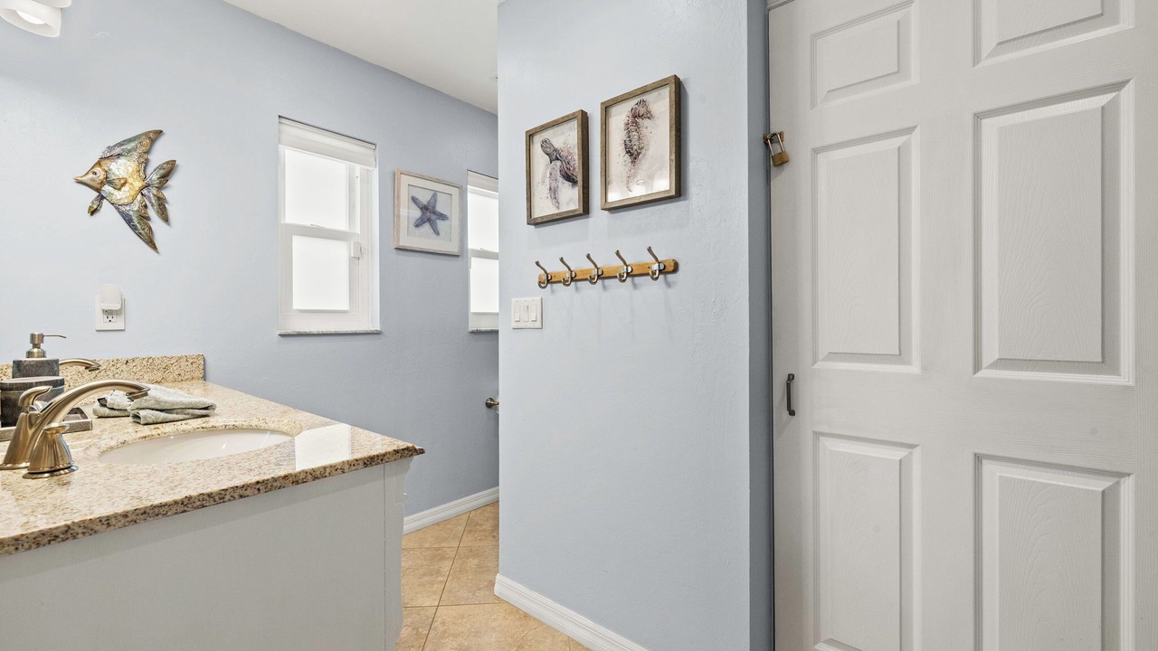 Photo of Bathroom in Caloosahatchee