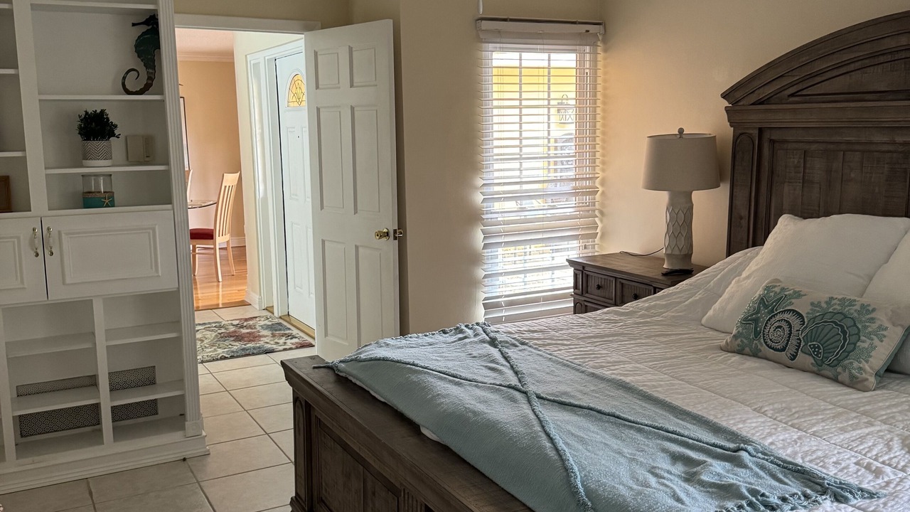 Photo of Bedroom in Seminole