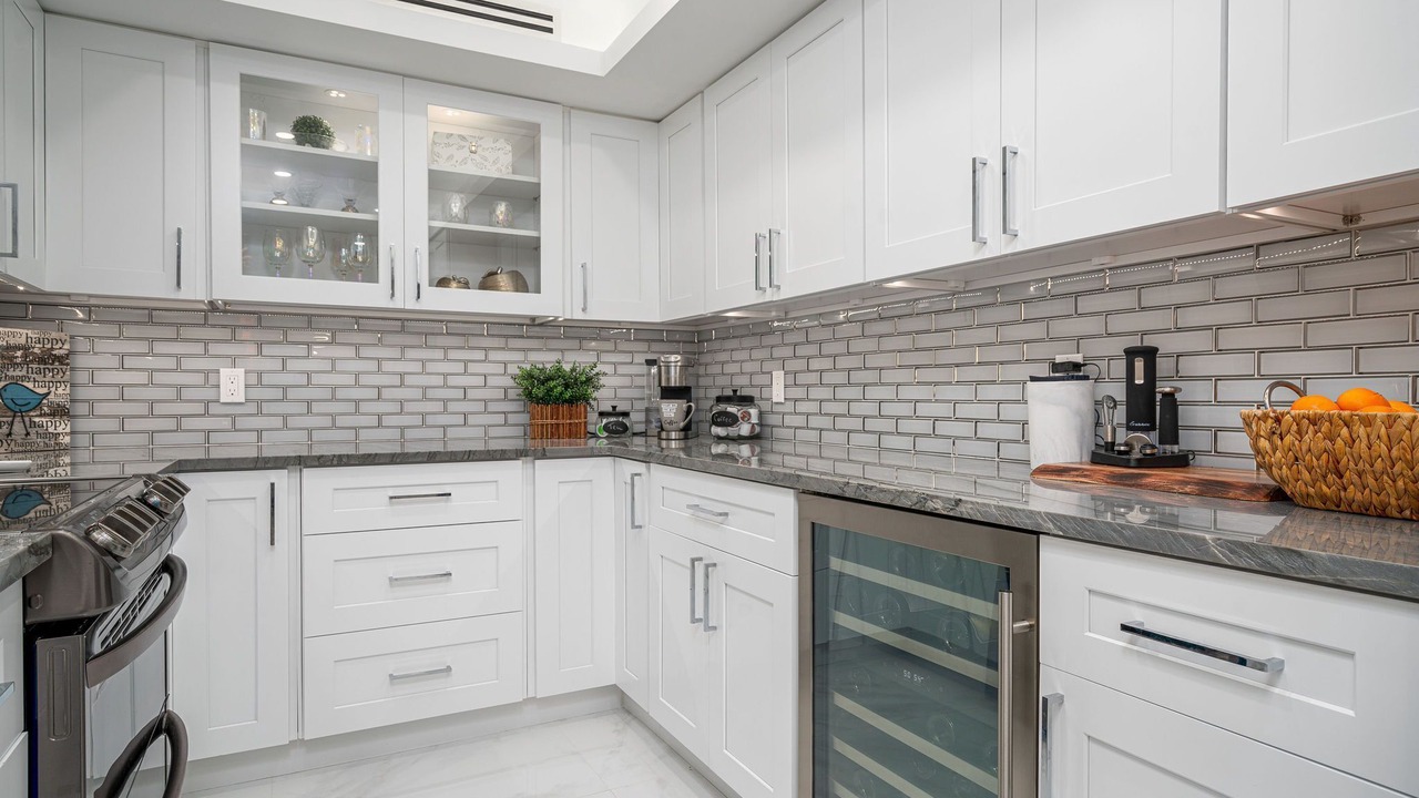 Photo of Kitchen in Vanderbilt Beach