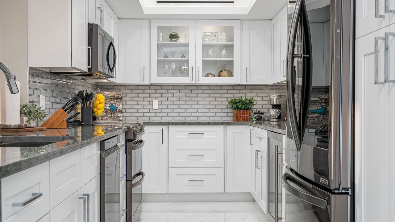 Photo of Kitchen in Vanderbilt Beach