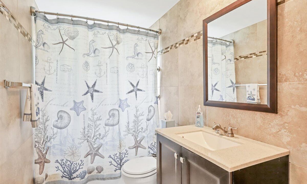 Photo of Bathroom in Englewood