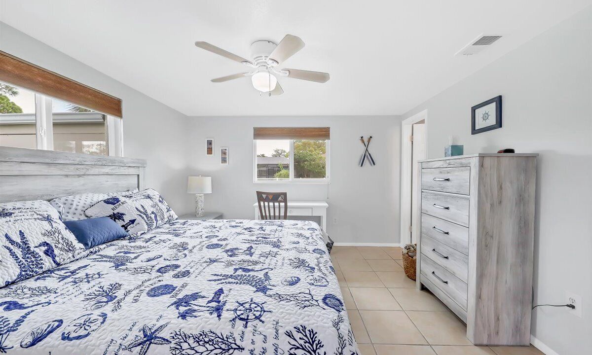 Photo of Bedroom in Englewood