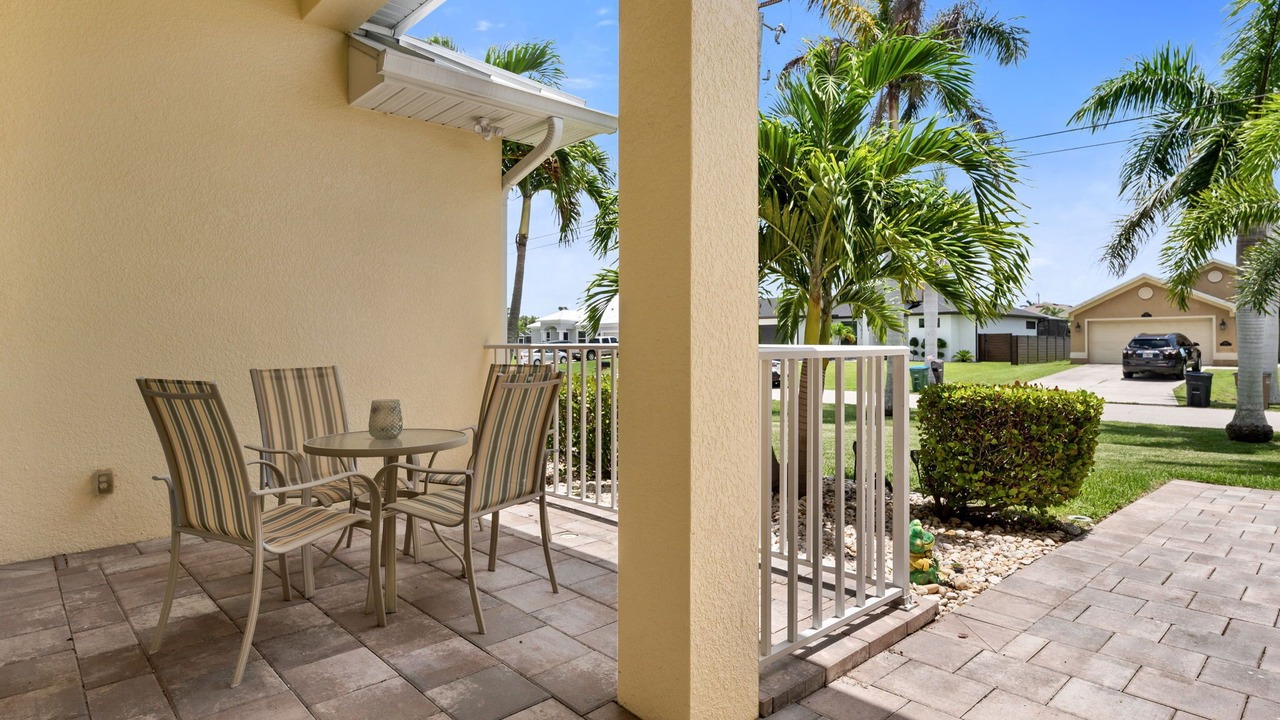 Photo of Outdoor in Pelican