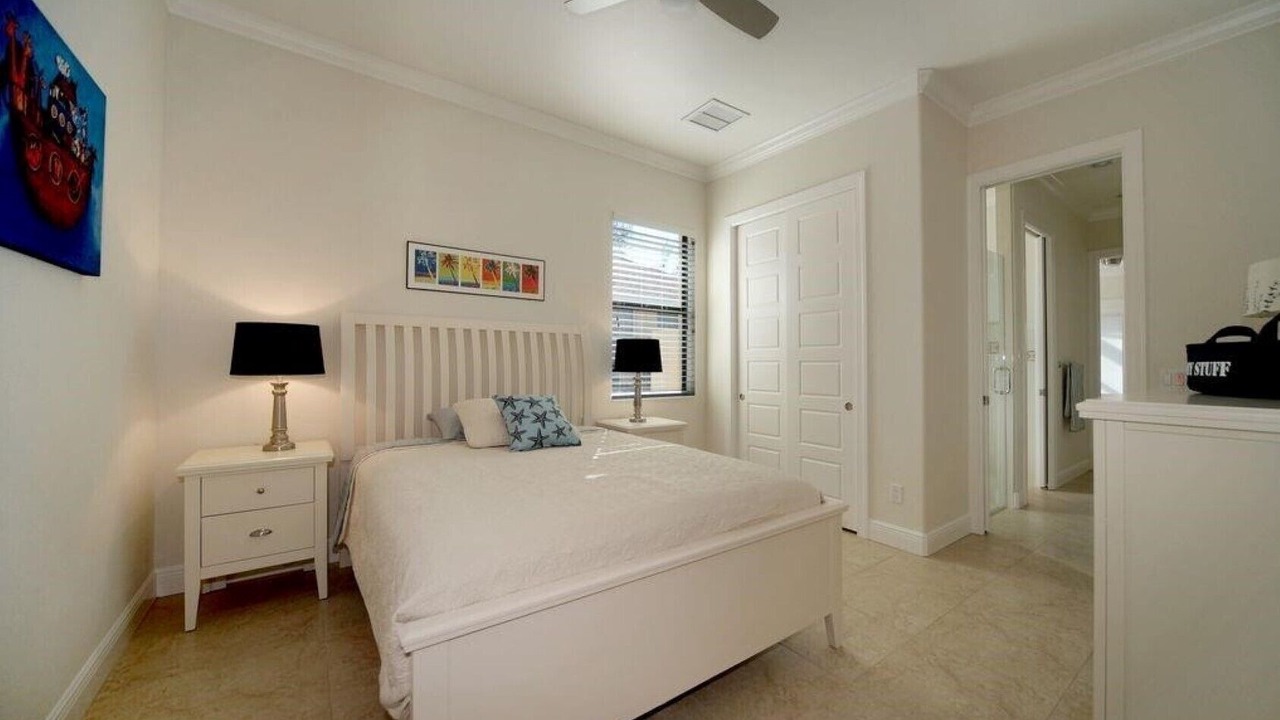 Photo of Bedroom in Pelican