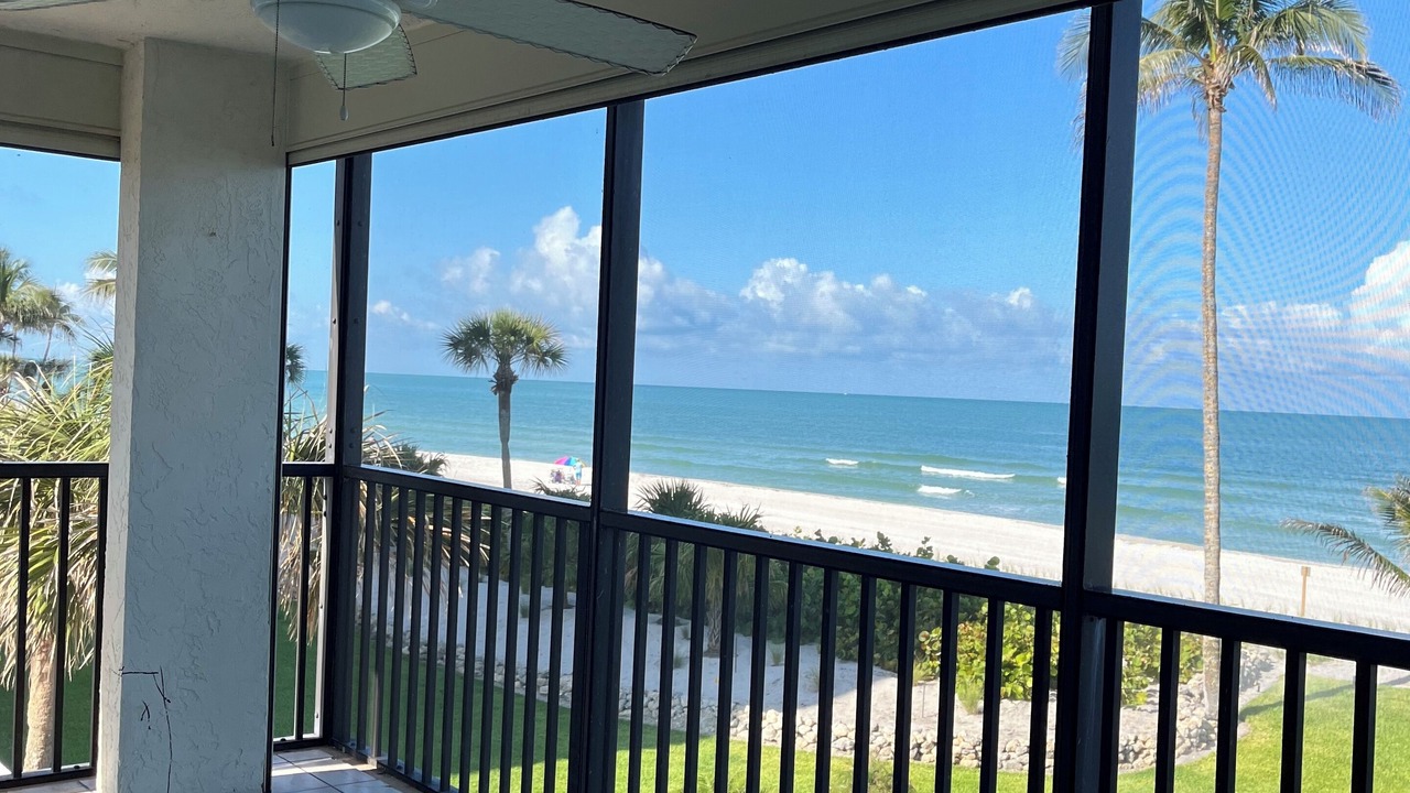 Photo of Outdoor in Vanderbilt Beach