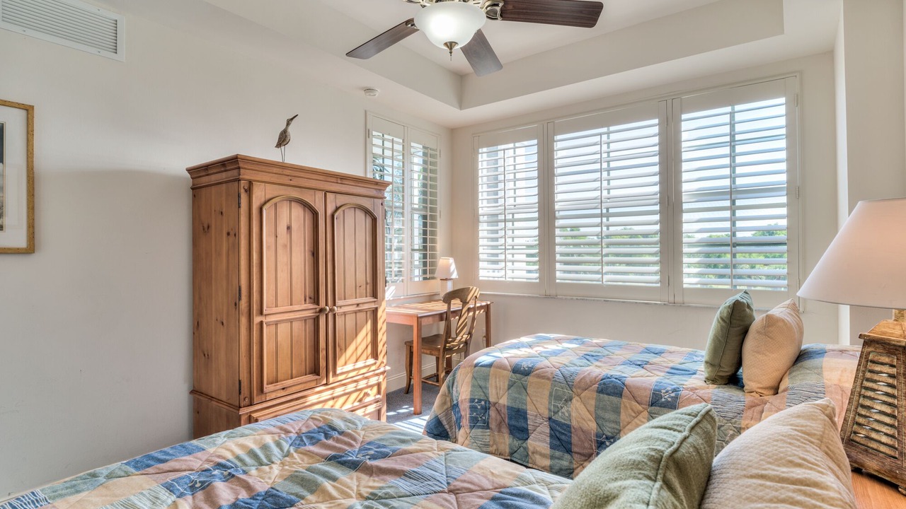 Photo of Bedroom in Bonita Shores