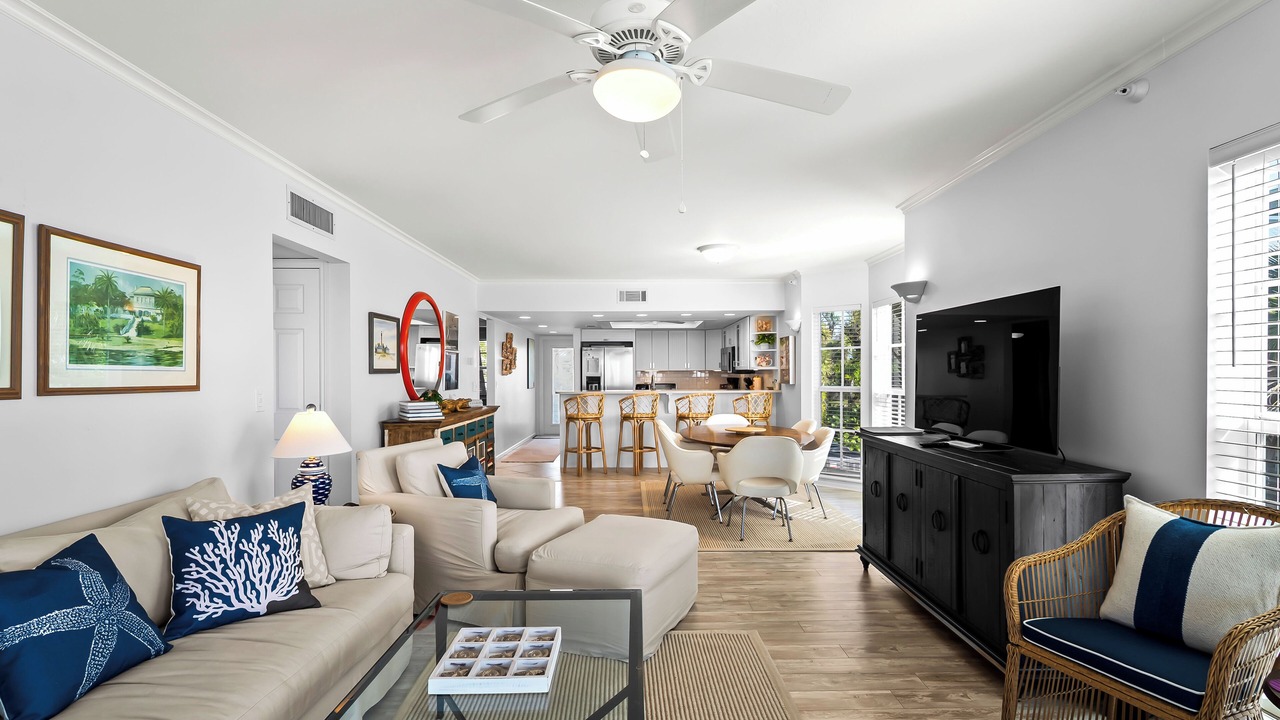Photo of Livingroom in Palm Island