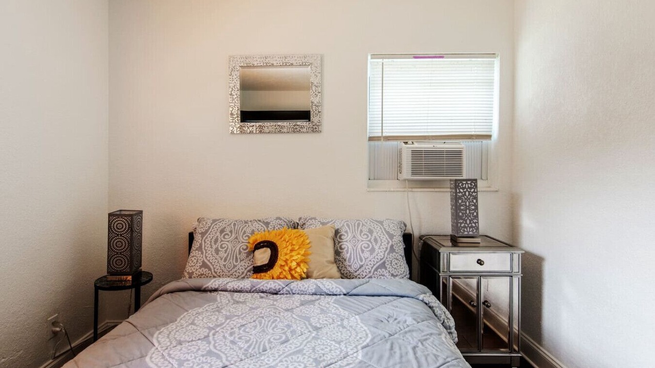 Photo of Bedroom in Newtown