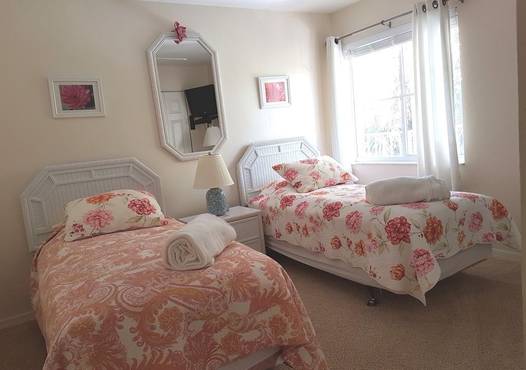 Photo of Bedroom in Park Shore