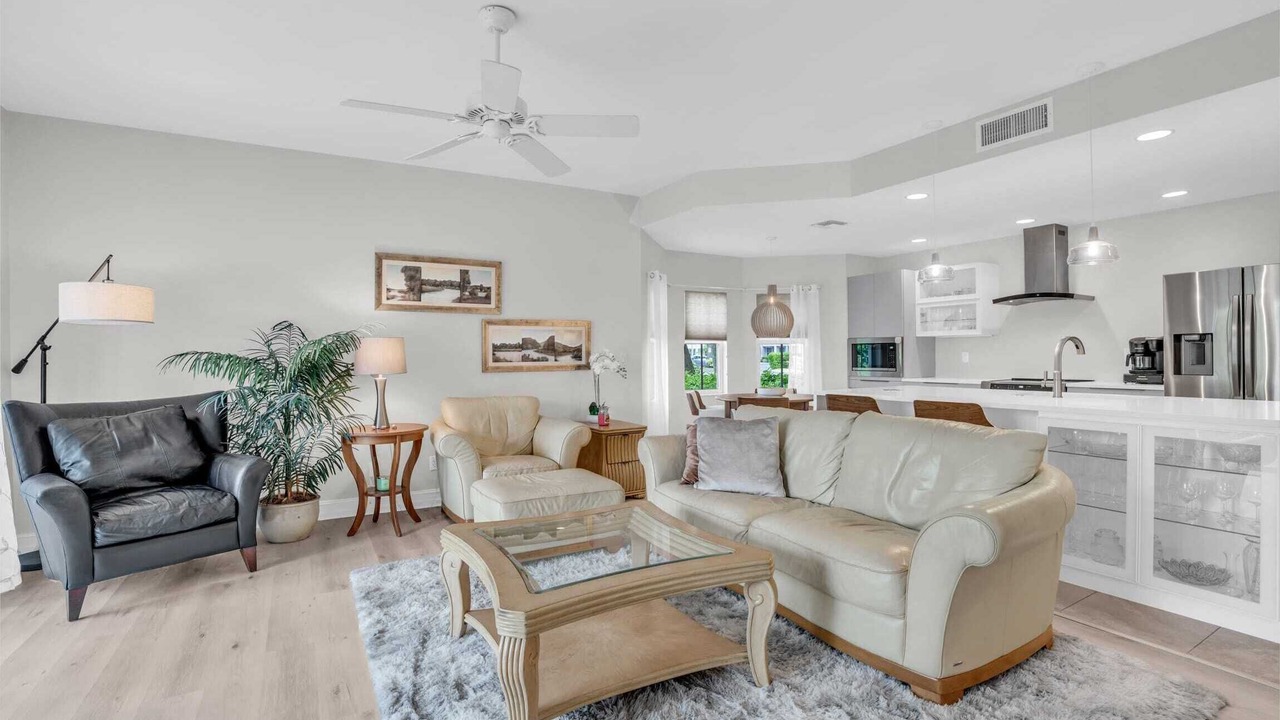 Photo of Bedroom in Bonita Shores