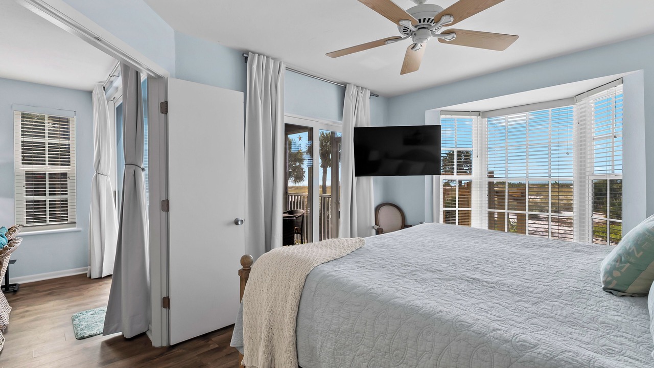 Photo of Bedroom in Palm Island