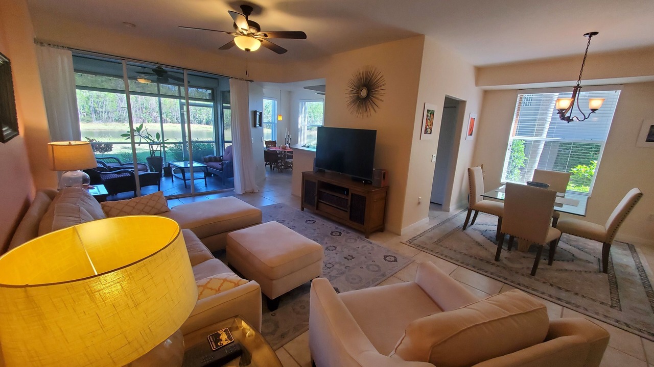 Photo of Livingroom in Fort Myers