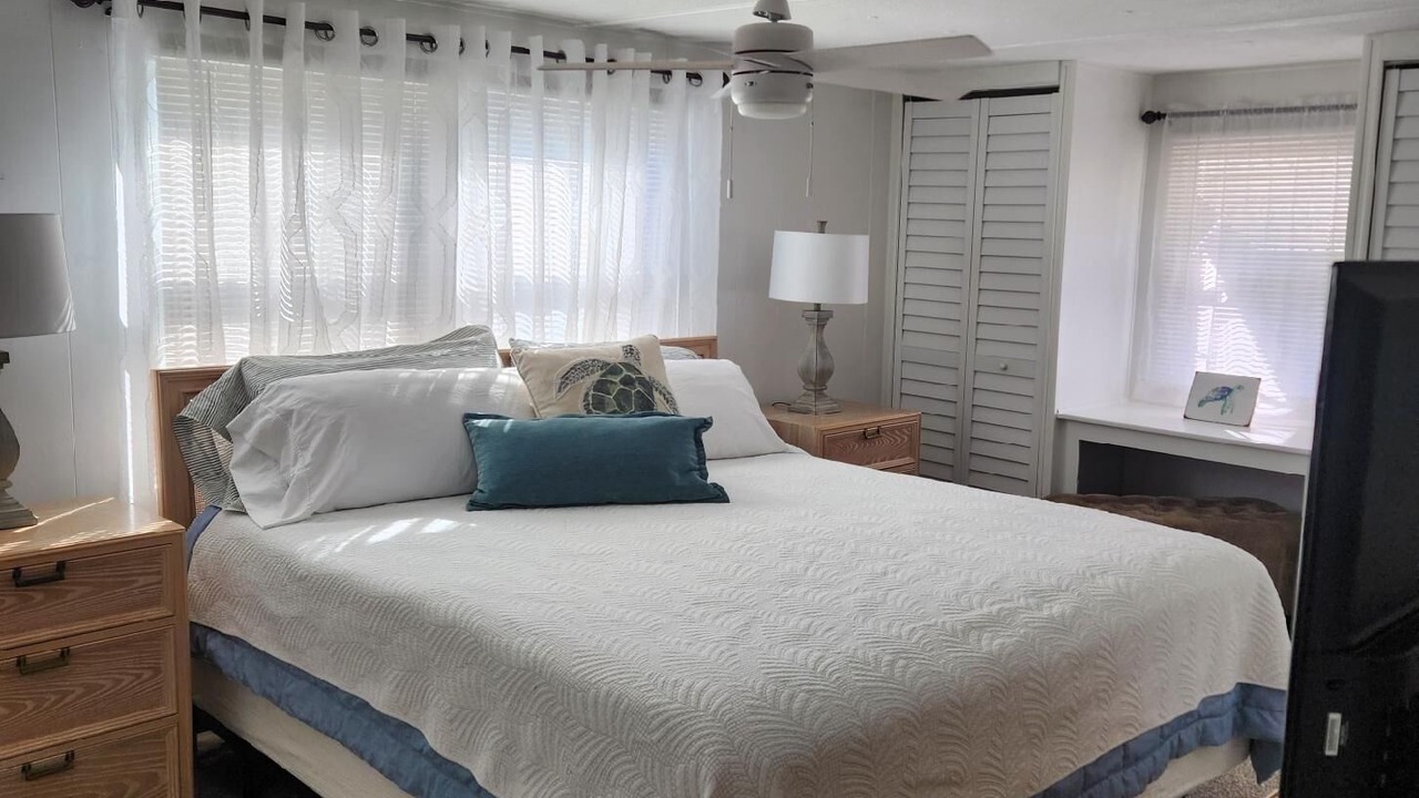 Photo of Bedroom in Englewood South
