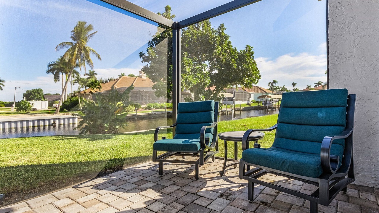 Photo of Patio Balcony in Yacht Club