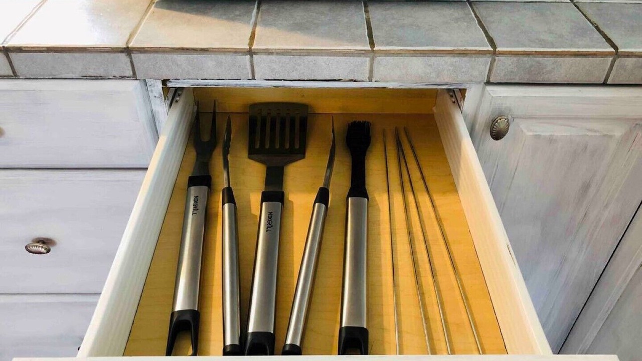Photo of Kitchen in Central Malibu