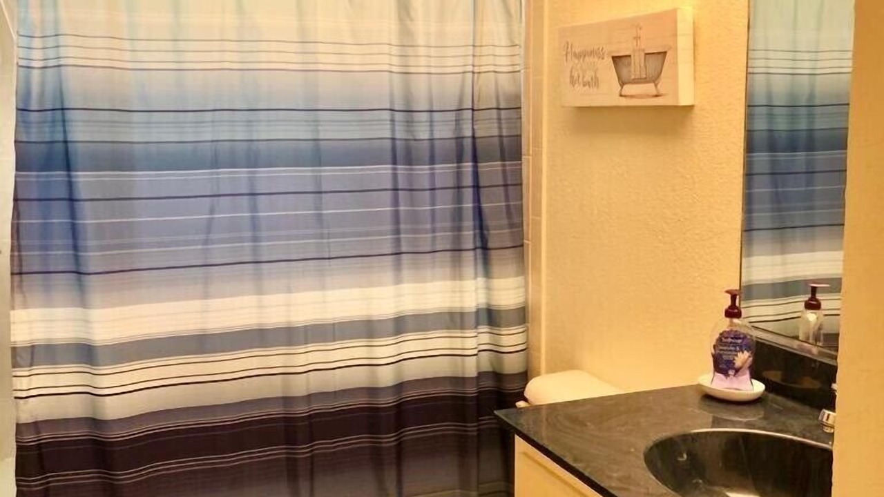 Photo of Bathroom in Pine Valley