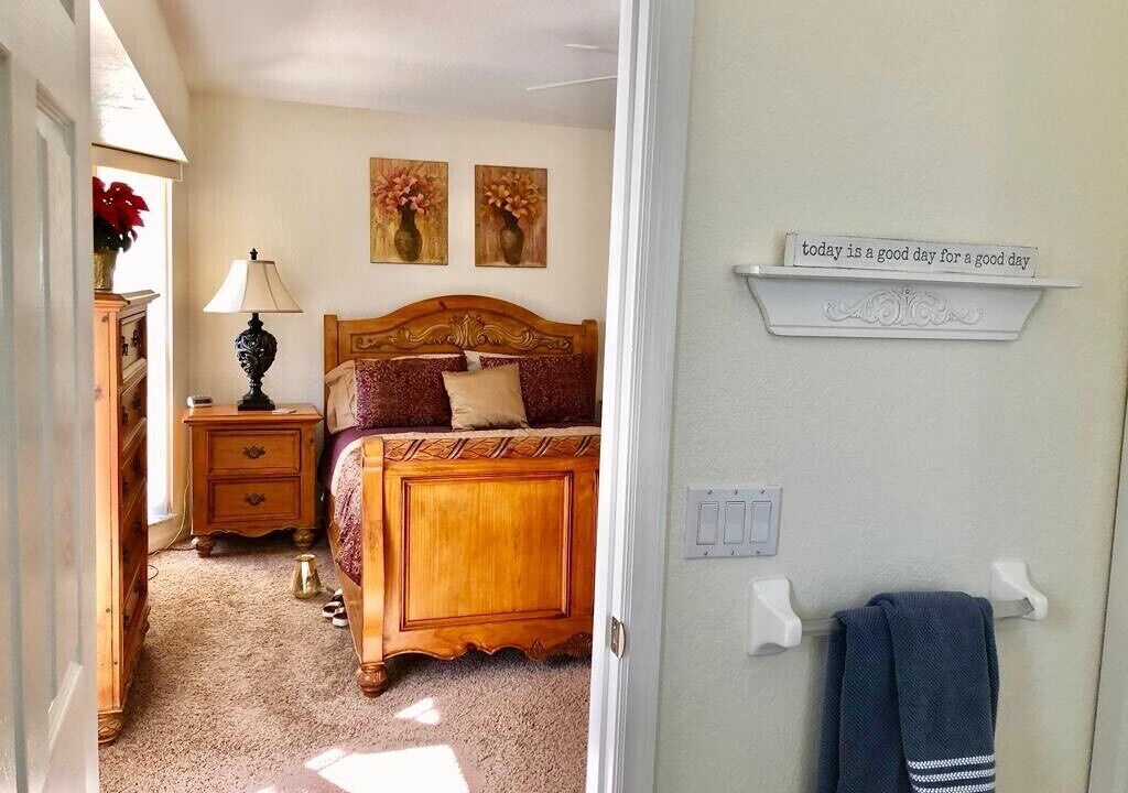 Photo of Bedroom in Pine Valley