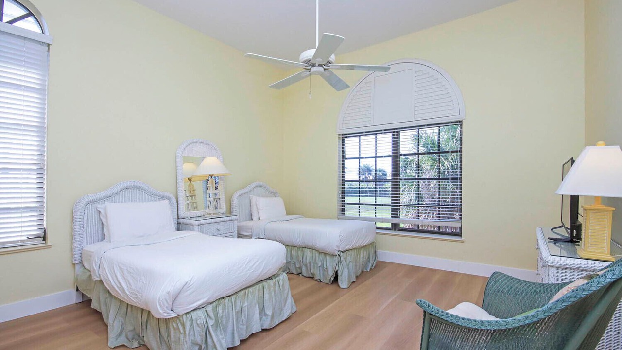 Photo of Bedroom in Beachview Country Club Estates