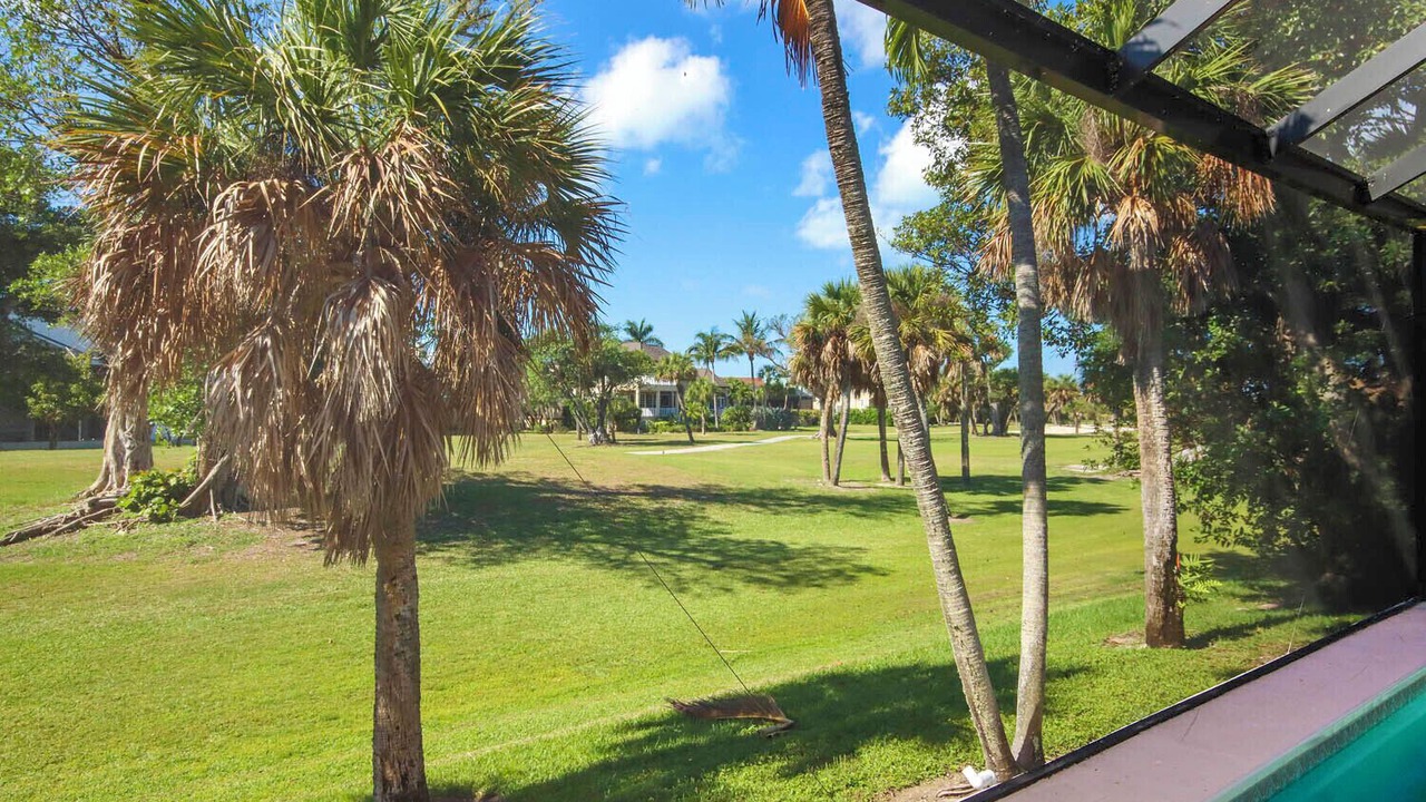 Photo of Outdoor in Beachview Country Club Estates