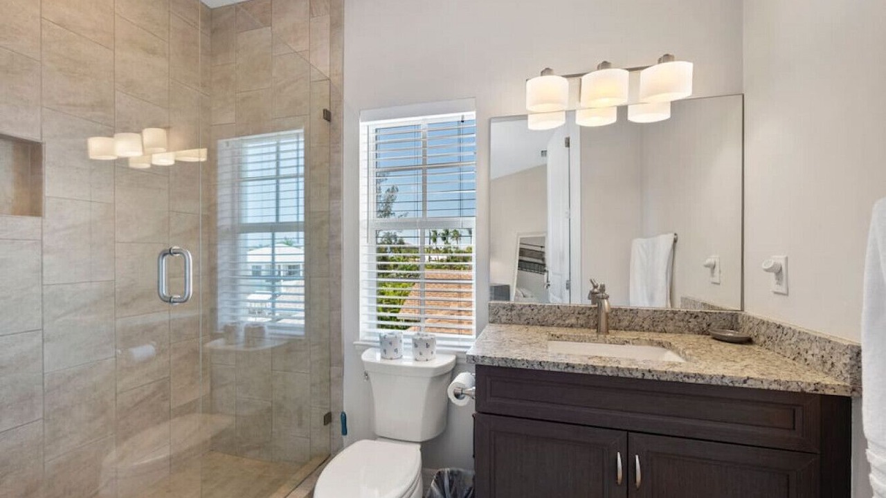 Photo of Bathroom in South Island