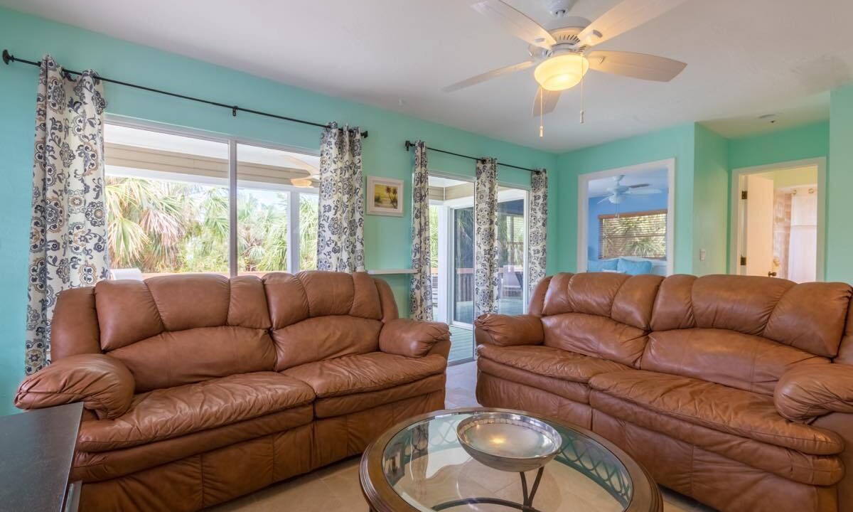 Photo of Livingroom in North Captiva