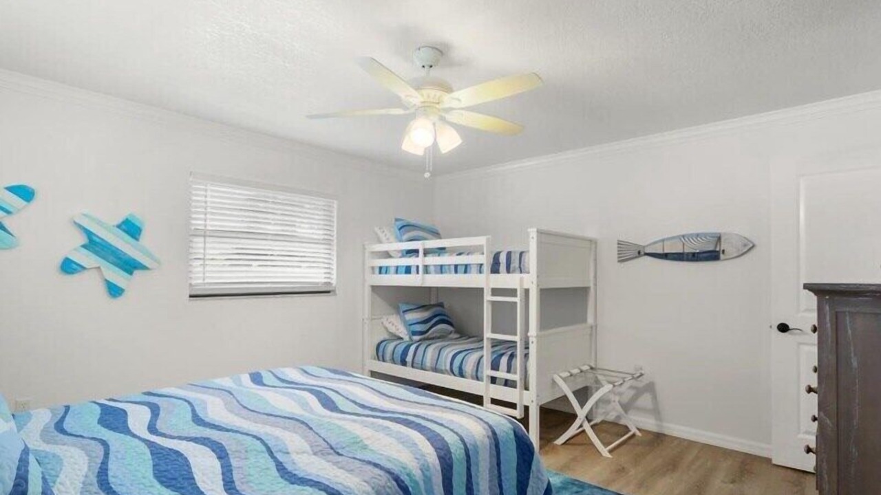 Photo of Bedroom in Englewood East