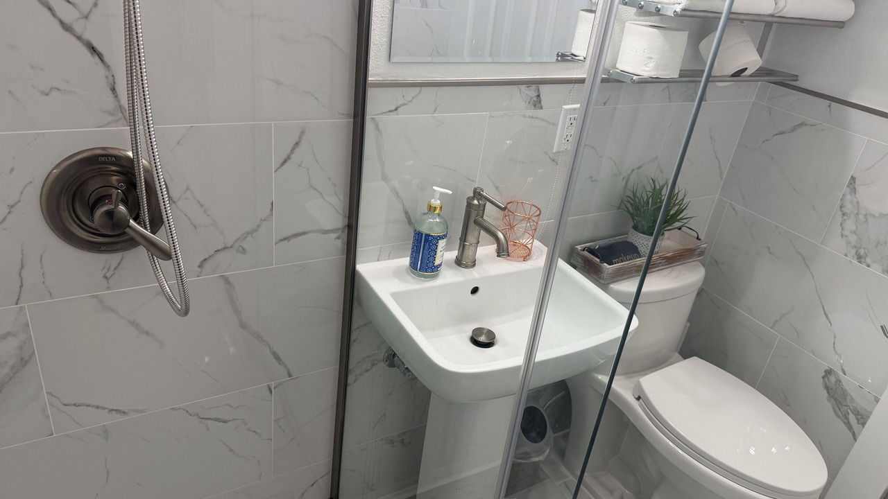 Photo of Bathroom in Golden Beach
