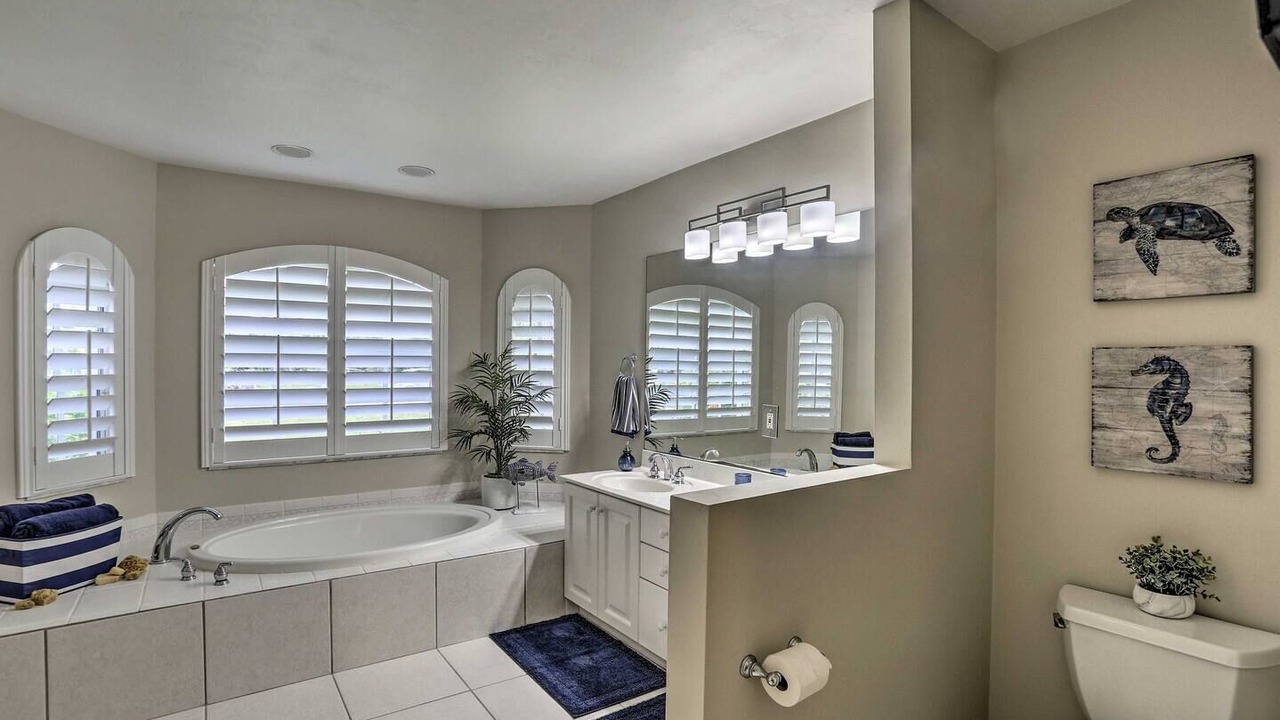 Photo of Bathroom in Centennial