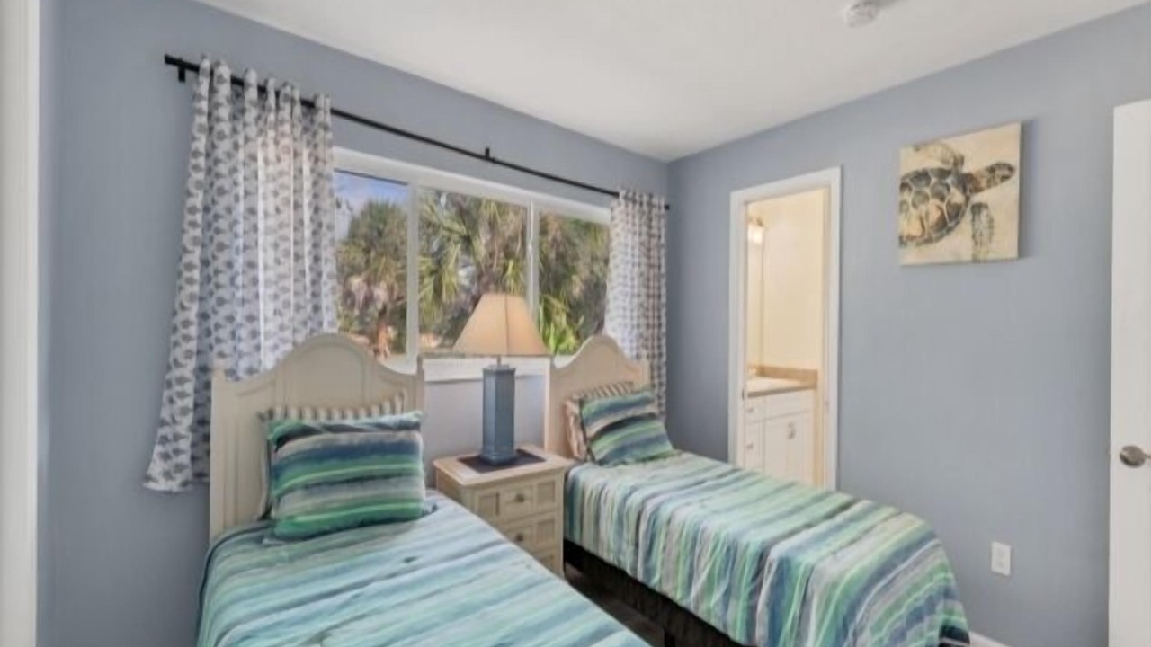 Photo of Bedroom in Cape Haze