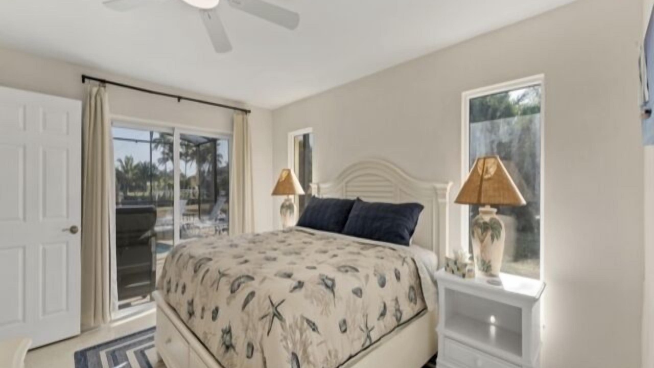 Photo of Bedroom in Cape Haze