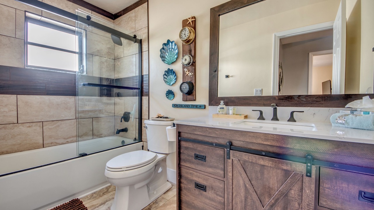 Photo of Bathroom in Matlacha Isles