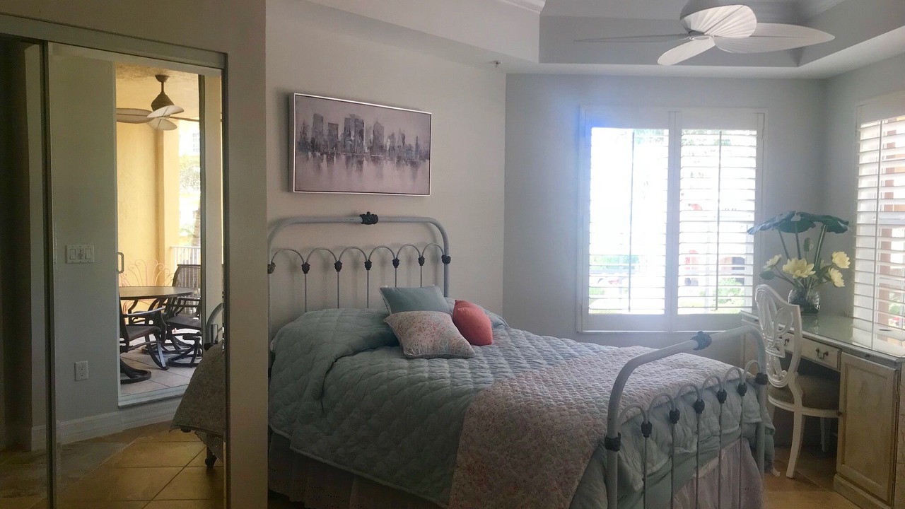 Photo of Bedroom in Redevelopment Area