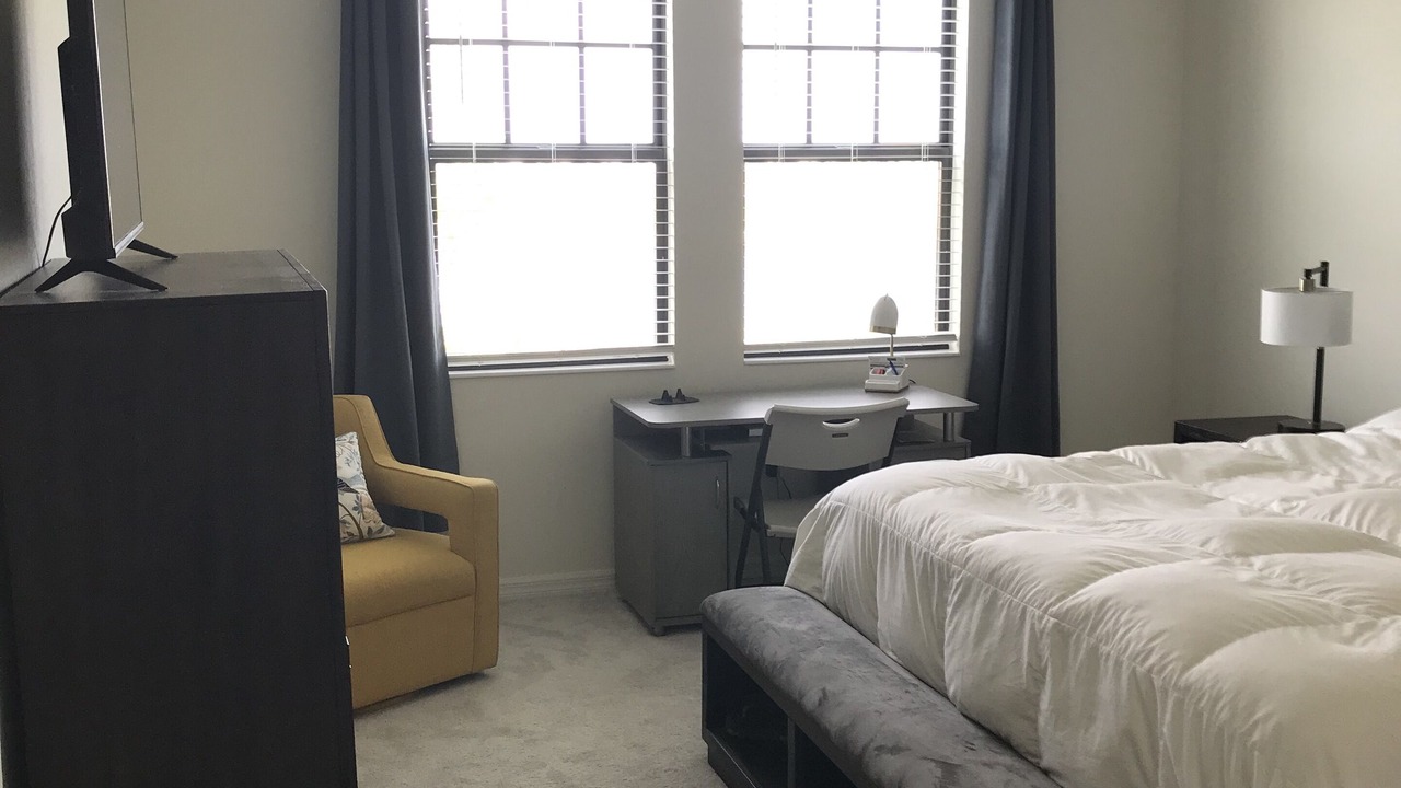 Photo of Bedroom in Arborwood