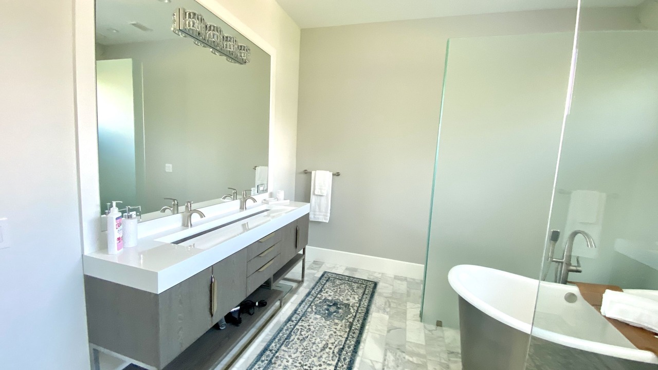 Photo of Bathroom in Sun Terrace