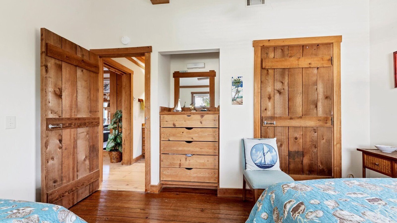 Photo of Bedroom in Palm Island