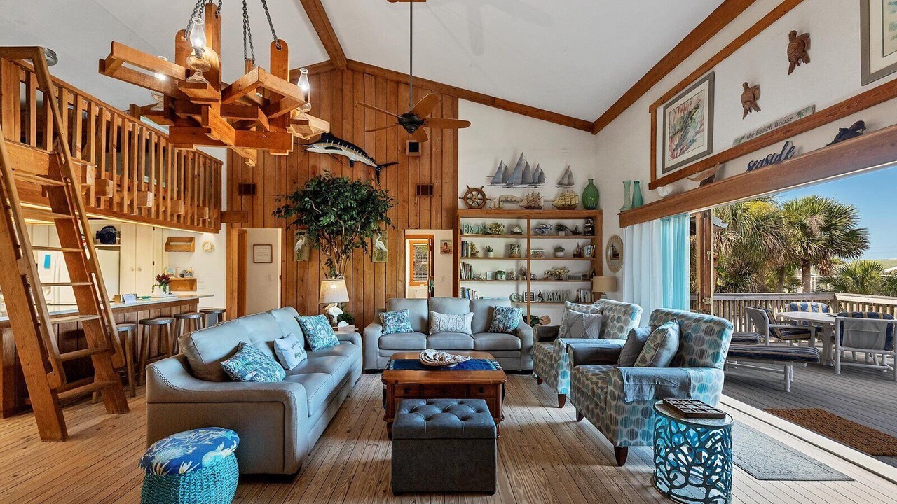 Photo of Bedroom in Palm Island