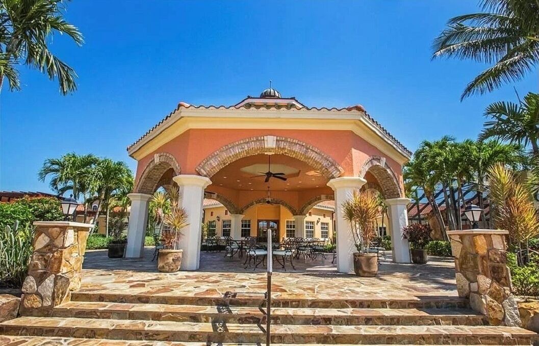 Photo of Outdoor in Estero