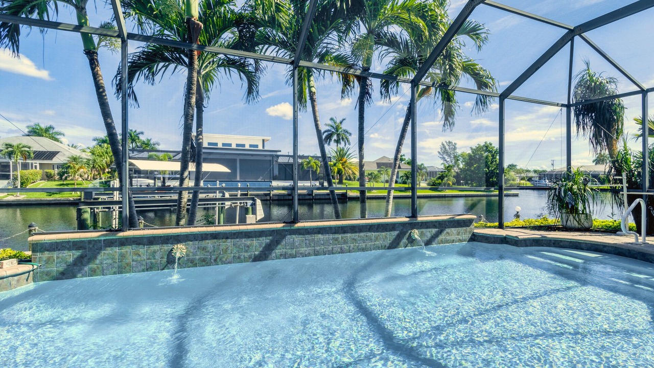 Photo of Outdoor in Pelican