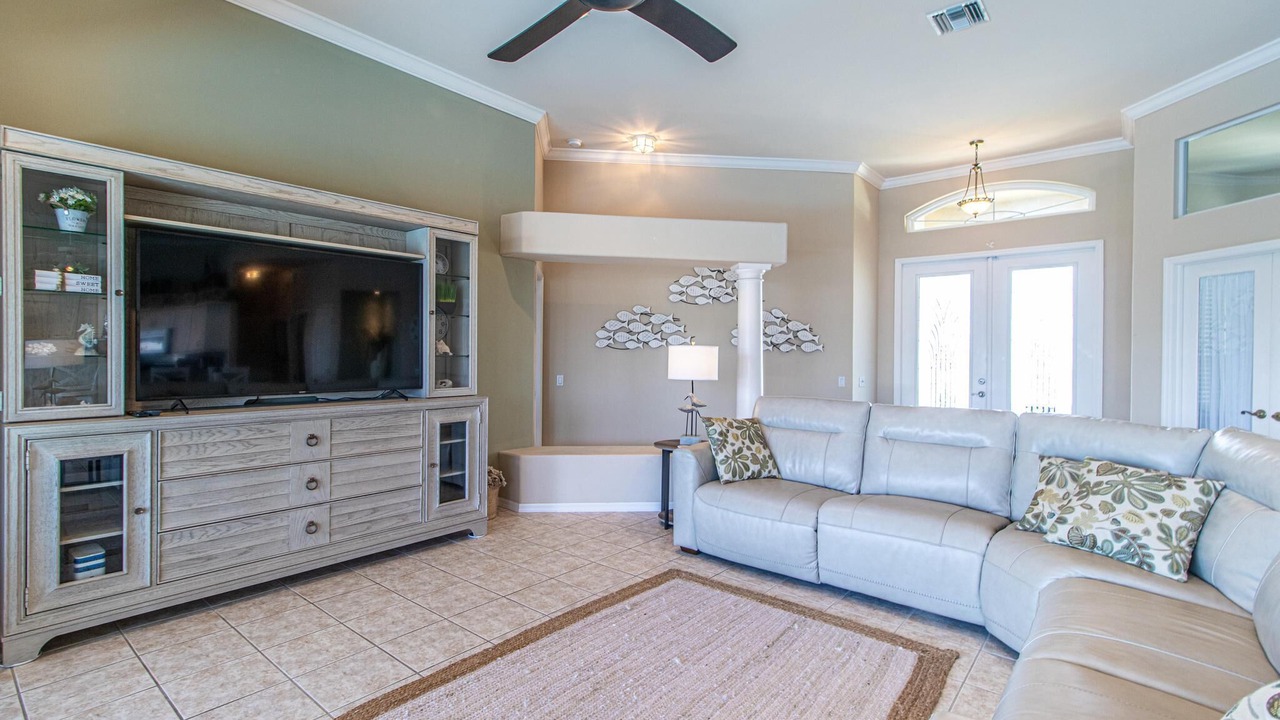 Photo of Livingroom in Pelican