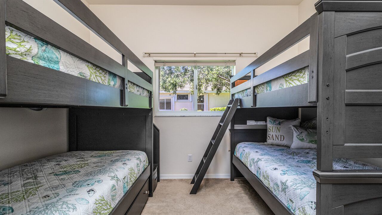 Photo of Bedroom in Pelican