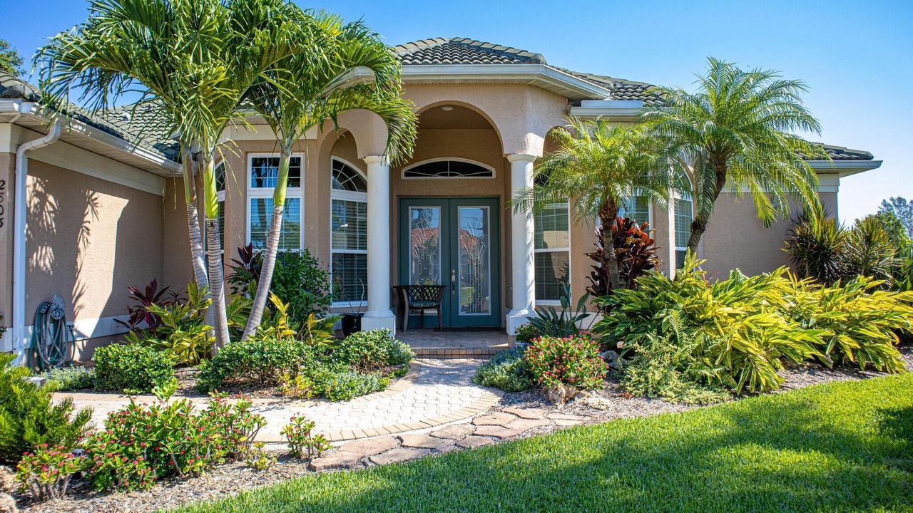 Photo of Outdoor in Pelican