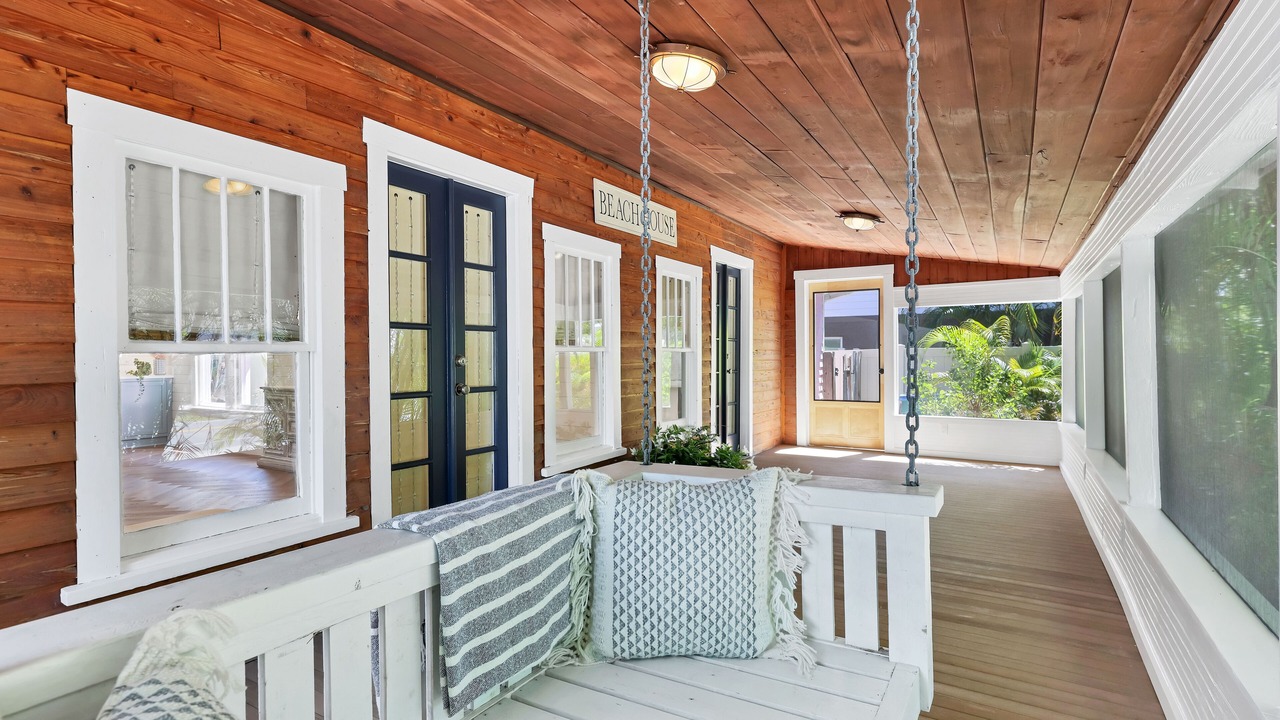 Photo of Patio Balcony in Ilexhurst